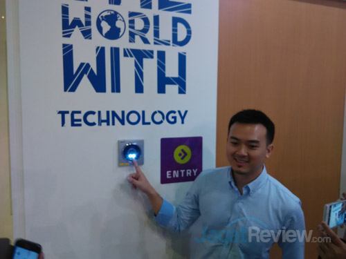 AR&Co, Developer AR Lokal Unjuk Gigi di Indocomtech 2015 14 IMG 20151030 133239