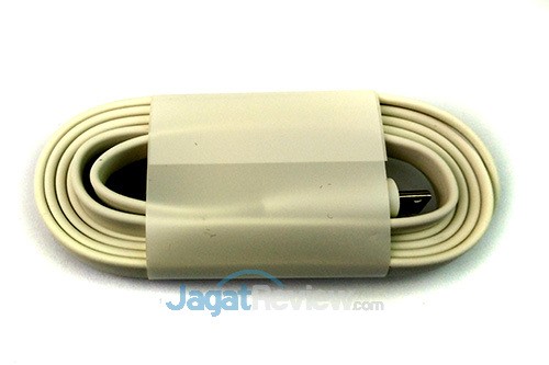 Review Infinix Hot 2: AndroidOne Generasi Kedua 9 Infinix Hot 2 - Kabel USB