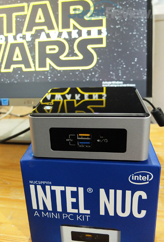 Review Mini PC Desktop: Intel NUC NUC5PPYH 1 Intel NUC NUC5PPYH On Action