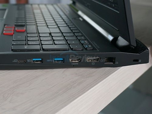 Hands-On: Acer Predator 15 3 Predator-G15_2