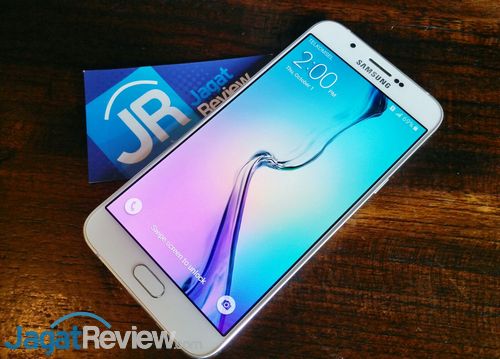 Samsung Galaxy A8 01