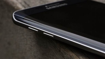 Samsung Galaxy S7 Gunakan Panel Mirip 3D Touch? 6 Samsung