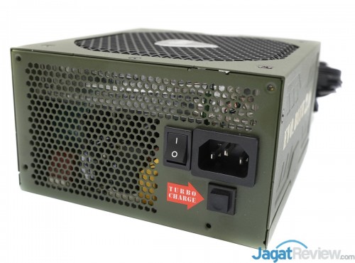 Hands-On PSU Thermaltake EVO Blue 2.0 650W 8 Thermaltake Blue Evo 11