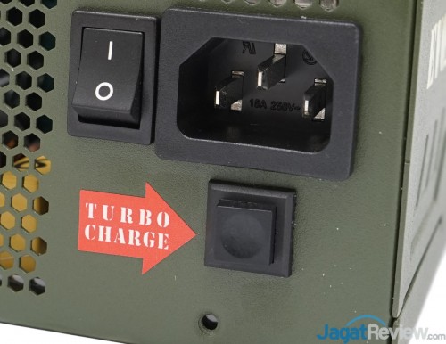 Hands-On PSU Thermaltake EVO Blue 2.0 650W 12 Thermaltake Blue Evo 12