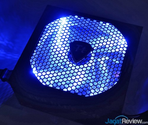 Hands-On PSU Thermaltake EVO Blue 2.0 650W 13 Thermaltake Blue Evo 23