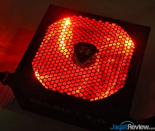 Hands-On PSU Thermaltake EVO Blue 2.0 650W 14 Thermaltake Blue Evo 24