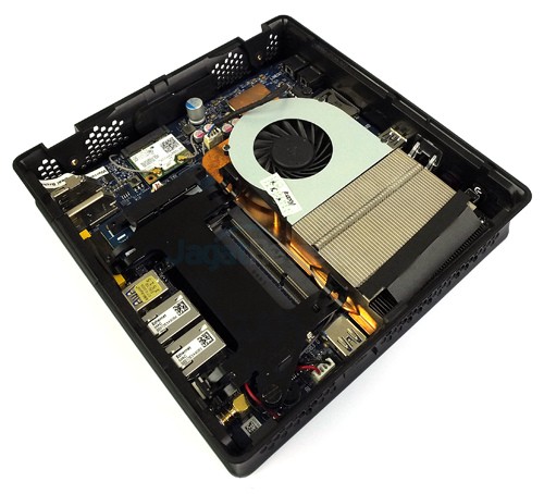 ZOTAC ZBOX EN860 Internal Component 01