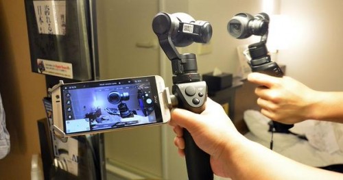 DJI Luncurkan Tongsis Berkamera 4K 1 dji-osmo