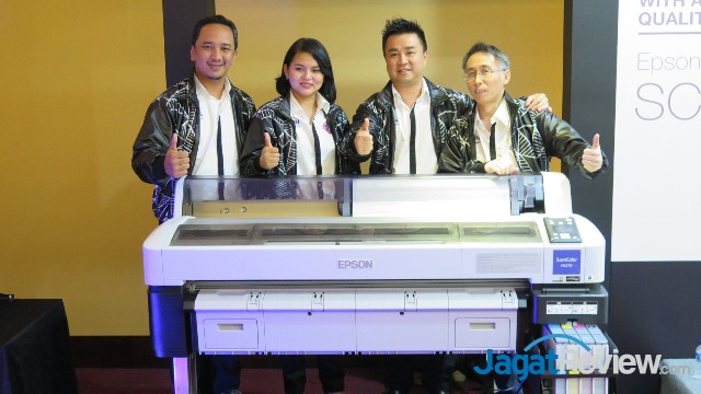 Epson Resmikan Generasi Baru Printer SureColor F-Series untuk Pasar Tekstil Indonesia 13 20151111145316