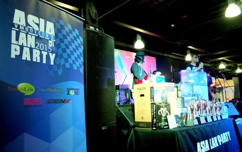Asia LAN Party 2015: Ajang Case Modding Paling Ramai 1 ASIA-LAN-PARTY-2015 (2)