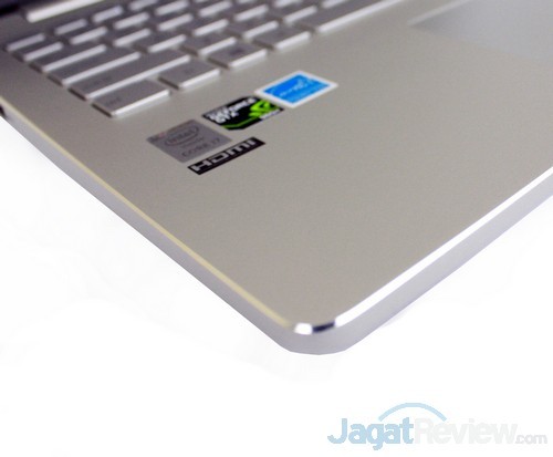 Review Notebook ASUS ZenBook Pro N501J 12 Asus N501J 14