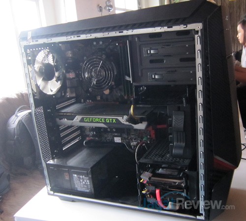 Andalkan Y Gaming Series, Lenovo Gelar Lenovo Gaming League di Indonesia 5 Lenovo Y900