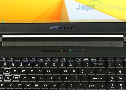 Review Notebook Gaming: Xenom Hercules HC15S 12 Xenom Hercules HC15S Buttons & Speakers