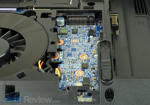 Review Notebook Gaming: Xenom Hercules HC15S 22 Xenom Hercules HC15S M2 Slot