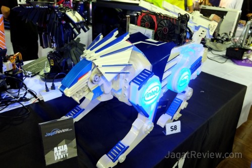 Asia LAN Party 2015: Ajang Case Modding Paling Ramai 4 casemod-Asia-LAN-PARTY 2015 (9)
