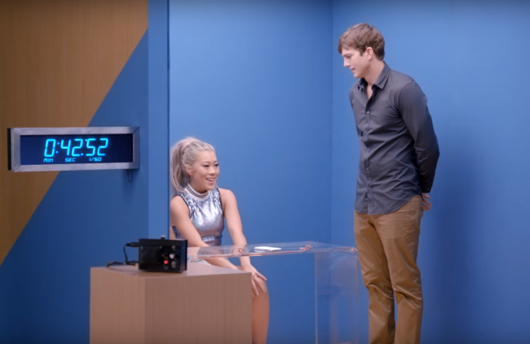Video Berikut Perlihatkan 'Kecanduan Smartphone' 15 people