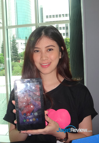 EVERCOSS dan Intel Luncurkan Tablet Edukasi Win Tab S3 6 46