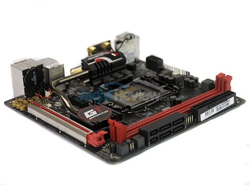 Review: Gigabyte Z170N-Gaming 5 2 Gigabyte_Z170N_Gaming5_PIC_Board3
