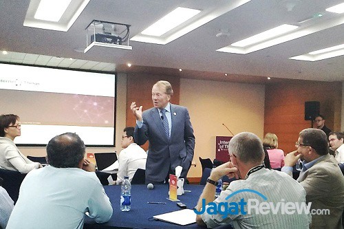 IoT World Forum 2015: Adopsi IoT Bukan Sekedar Adopsi Teknologi Baru 1 P_20151207_135521-01