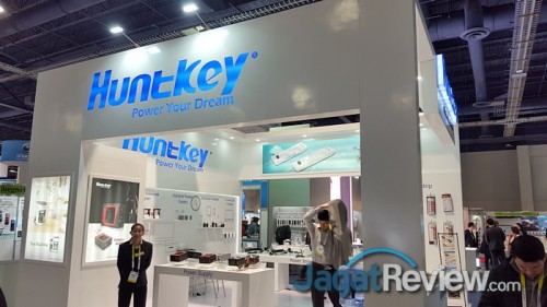 CES 2016: Huntkey 1 20160108_121701