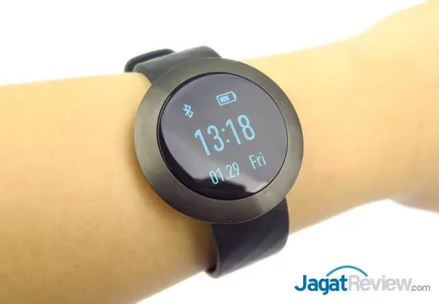 Review Wearables Devices: Huawei Band 19 20160129131858
