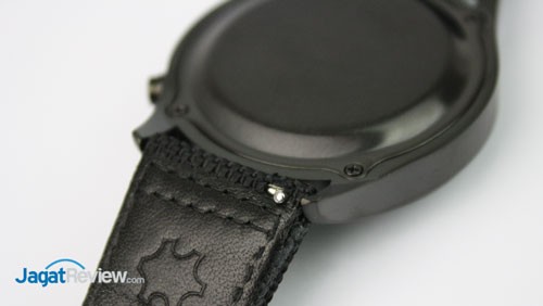 Review Wearable Devices: Runtastic Moment Elite 3 2