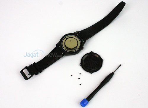 Review Wearable Devices: Runtastic Moment Elite 5 4