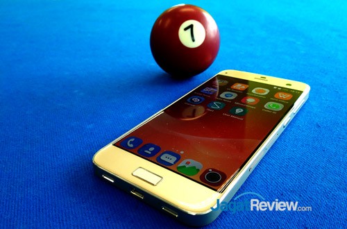 ZTE Luncurkan Smartphone Selfie, Blade S7 2 2
