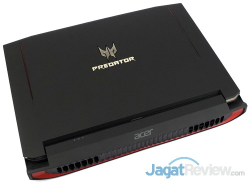 ACER Predator 15 G9-591-70VM Top View