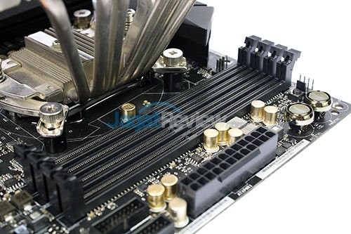 ASRock_Z170Extreme7+_MemoriSlot