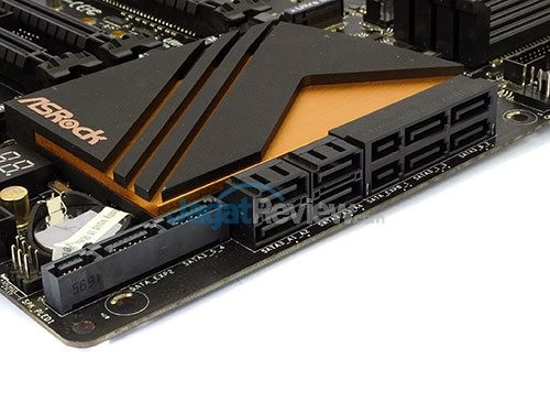 ASRock_Z170Extreme7+_SataKonektor
