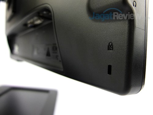 Hands-On Review Monitor: BenQ XL2411Z 7 BenQ XL2411-B Kensington Security Slot