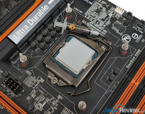 ID-Cooling FrostFlow 240 13