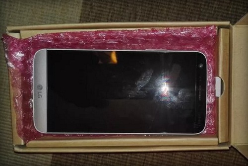 LG G5 Muncul di Retail Dubai Dibanderol USD 680? 1 LG G5 01