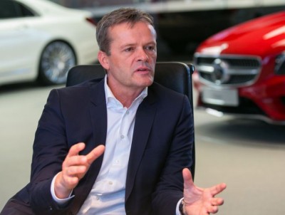 Mercedez Benz Ganti Robot Dengan Manusia di Pabrik Mereka 2 Markus