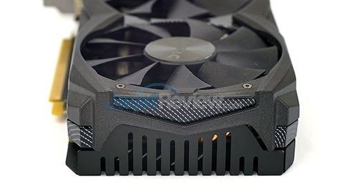 Test Perbandingan 13 VGA NVIDIA GeForce GTX 950 9 Zotac_GTX950_AMP!_Tail