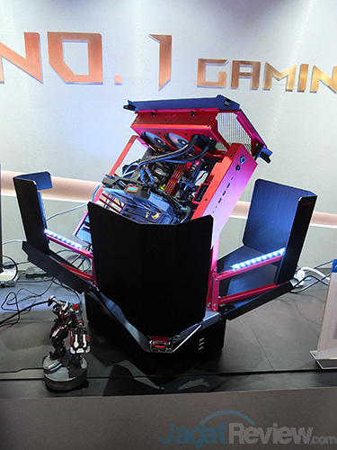 ASUS ROG Store Memulai Debut Perdana di Indonesia 9 ASUS ROG Store Opening 09