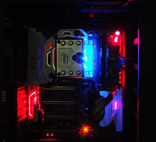 Merakit PC Gaming Canggih dengan GIGABYTE Z170X-Gaming G1 7 Gigabyte Z170X-Gaming G1 LED 01