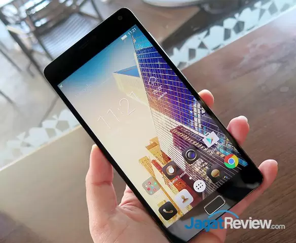 Review Smartphone Android: Lenovo VIBE P1 Turbo 13 IMG 7123