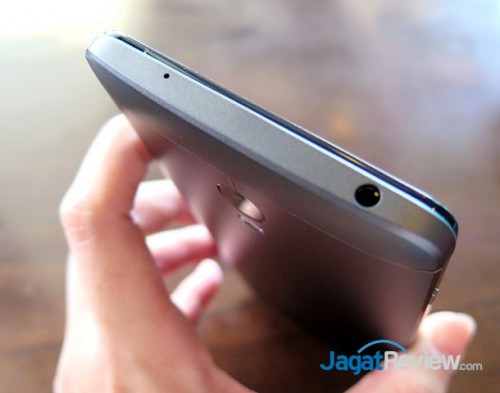 Review Smartphone Android: Lenovo VIBE P1 Turbo 7 IMG_7127