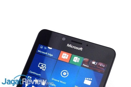 Microsoft Lumia Hanya Terjual 2.3 Juta Unit di Q3 2016! 1 Lumia 950 - 09