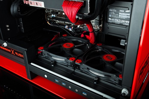 AMD Resmikan VGA Dual GPU Terkencang, Radeon Pro Duo 8 Maingear AMD Radeon Pro Duo 02