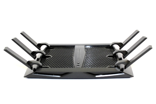 Hands-On Review Router NetGear Nighthawk X6 (R8000) 1 NetGear Nighthawk X6 Feat
