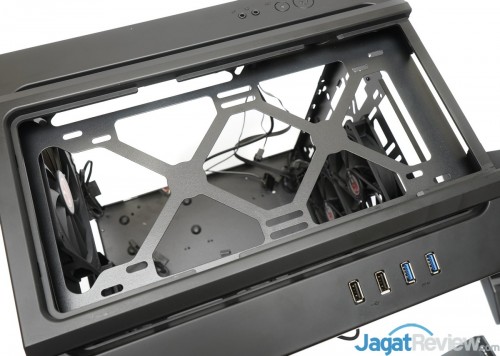 Review Casing Raijintek AENEAS 28 Raijintek Aeneas 27