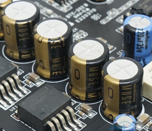 Review SoundCard ASUS Strix Raid DLX 14 Strix Raid DLX 15