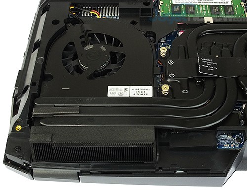 Review Notebook Gaming: Xenom Hercules HC17S G-SYNC 18 Xenom Hercules HC17S CPU Cooler