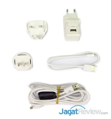 Hands-On Equil Smartmarker 9 kelengkapan kabel charger