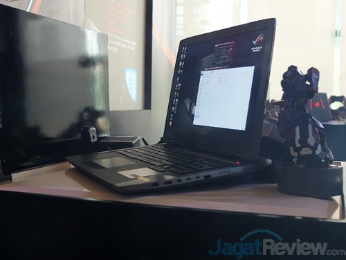 Notebook Gaming ASUS ROG GX700 Jejakkan Kakinya di Indonesia 6 ASUS ROG Unleash 03