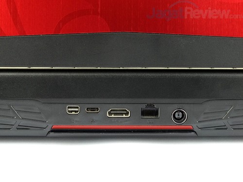 Review Notebook Gaming: MSI GT72S 6QF Dragon Edition G 15 MSI GT72S 6QF Rear Side Connector