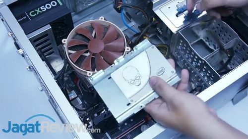 Memasang SSD ke PC Desktop 1 Memasang SSD ke PC Desktop
